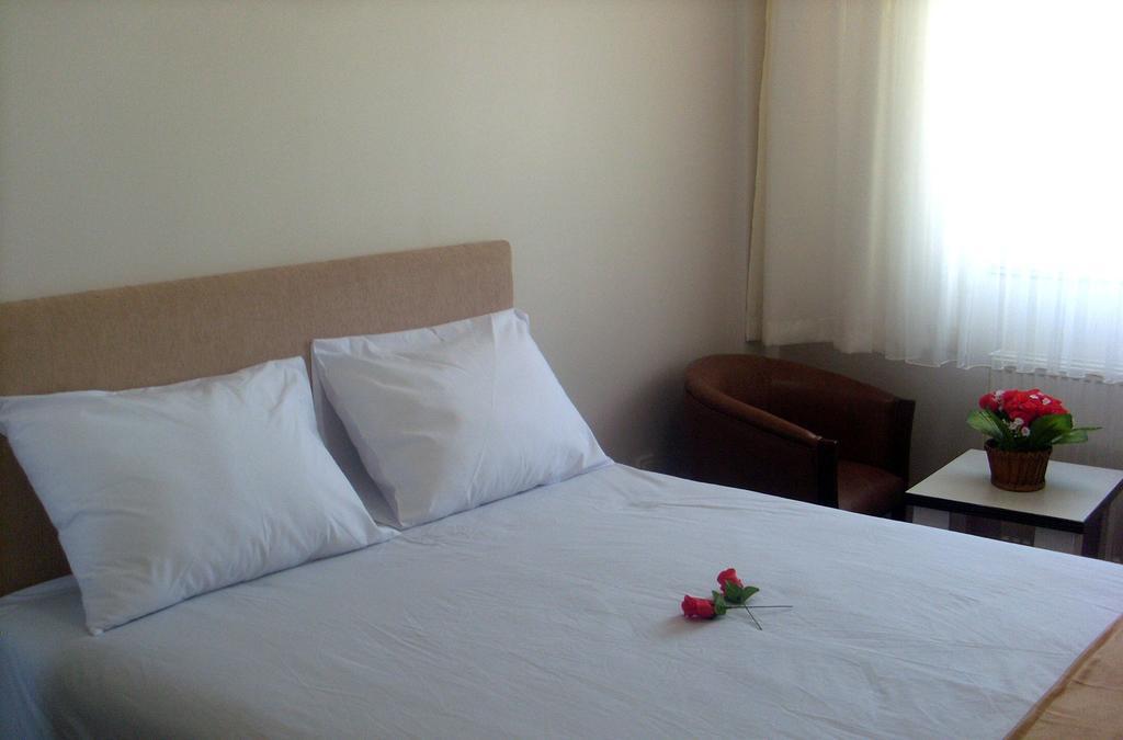 Butik Ertur Hotel Dogubayazit Phòng bức ảnh